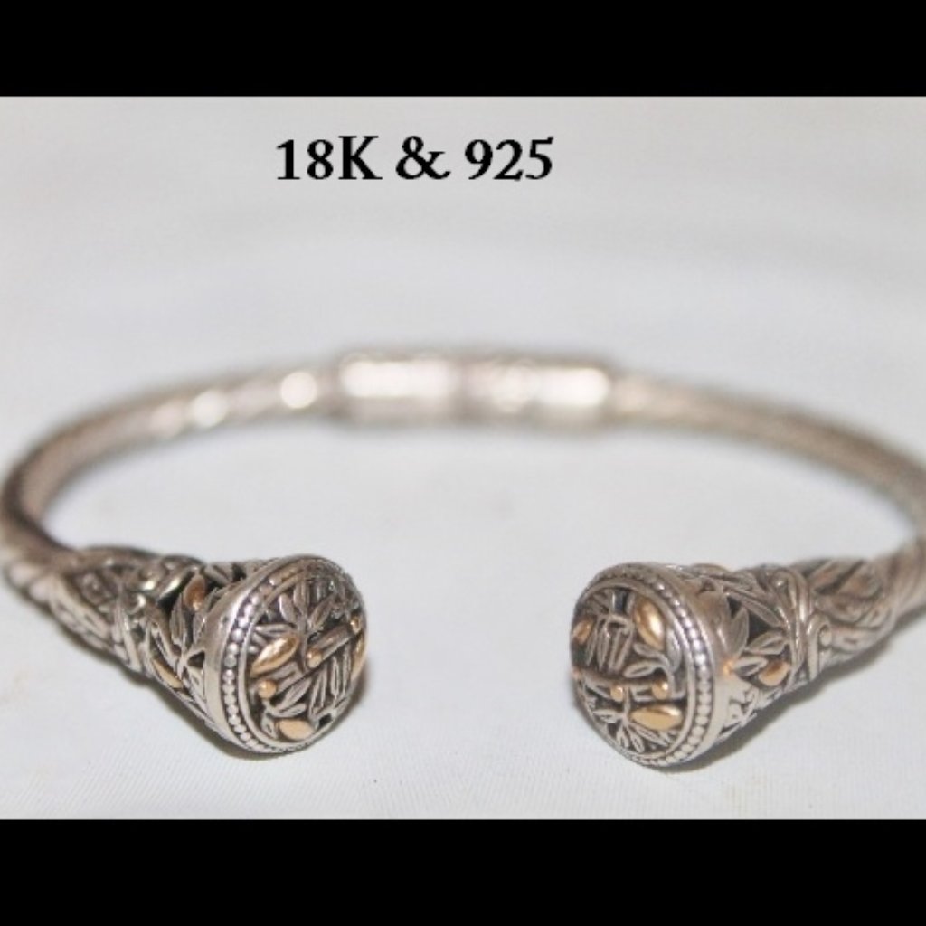 $695 Designer 18k Yellow Gold 925 Sterling Silver Hinged Cuff Bracelet 19 Grams!